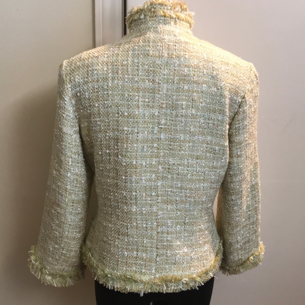 jacket - Picture 2 of 8